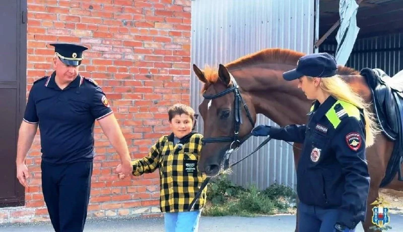 🐴 НЕОБЫЧНАЯ ВСТРЕЧА для 12-летнего Димы из-под Таганрога