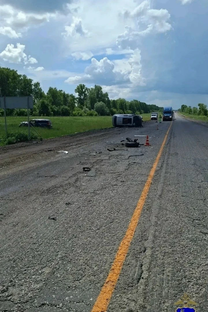 Две легковушки столкнулись на трассе М5 в сторону Самары.
Комментарий Госавтоинспекции Самарской обл