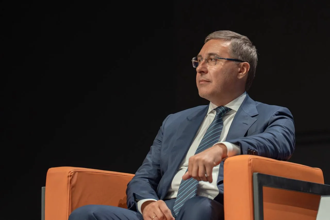 Валерий Фальков выступил на пленарной сессии «Высшее образование и бизнес» Международно...
