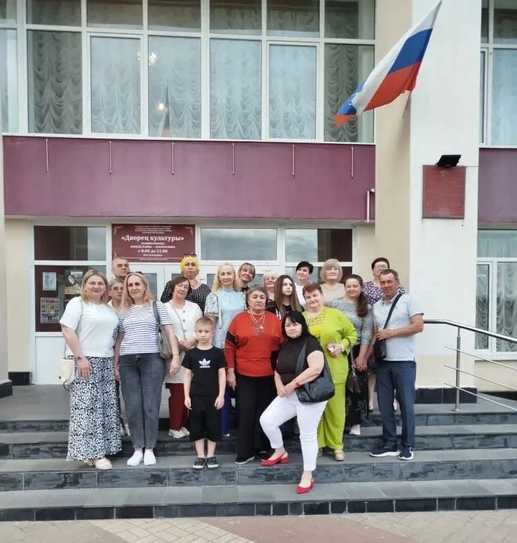 В Городском Дворце культуры Лискинский Музыкально-Драматический Театр показал спектакль...