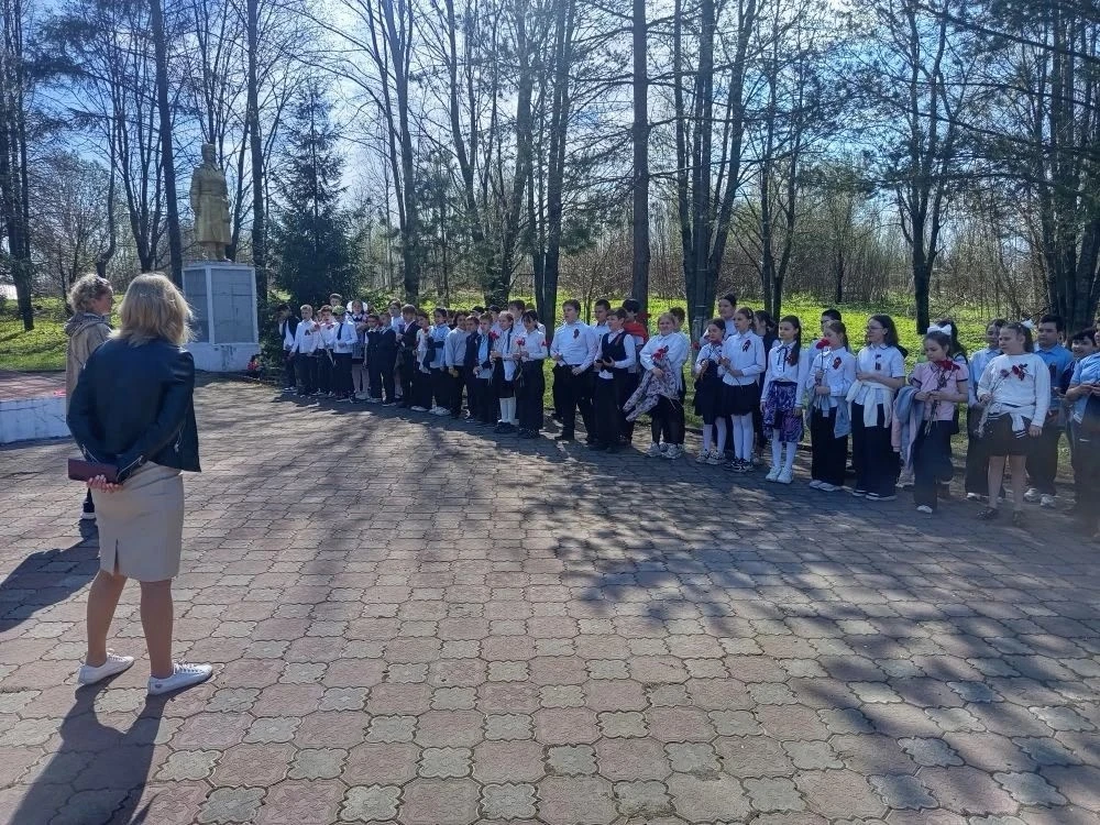 МАРАФОН «НАСЛЕДНИКИ ПОБЕДЫ» 🏅  «Нет в России семьи такой, где не памятен свой герой...» ✨  Наши Орля