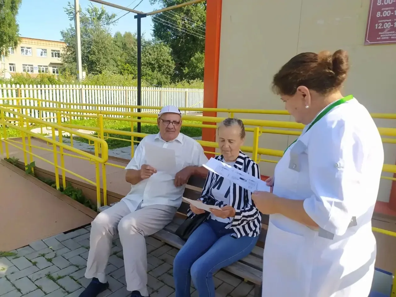 🧠 Фельдшер ФАПа рассказала сельским жителям, как сохранить здоровье головного мозга

Здоровье голов