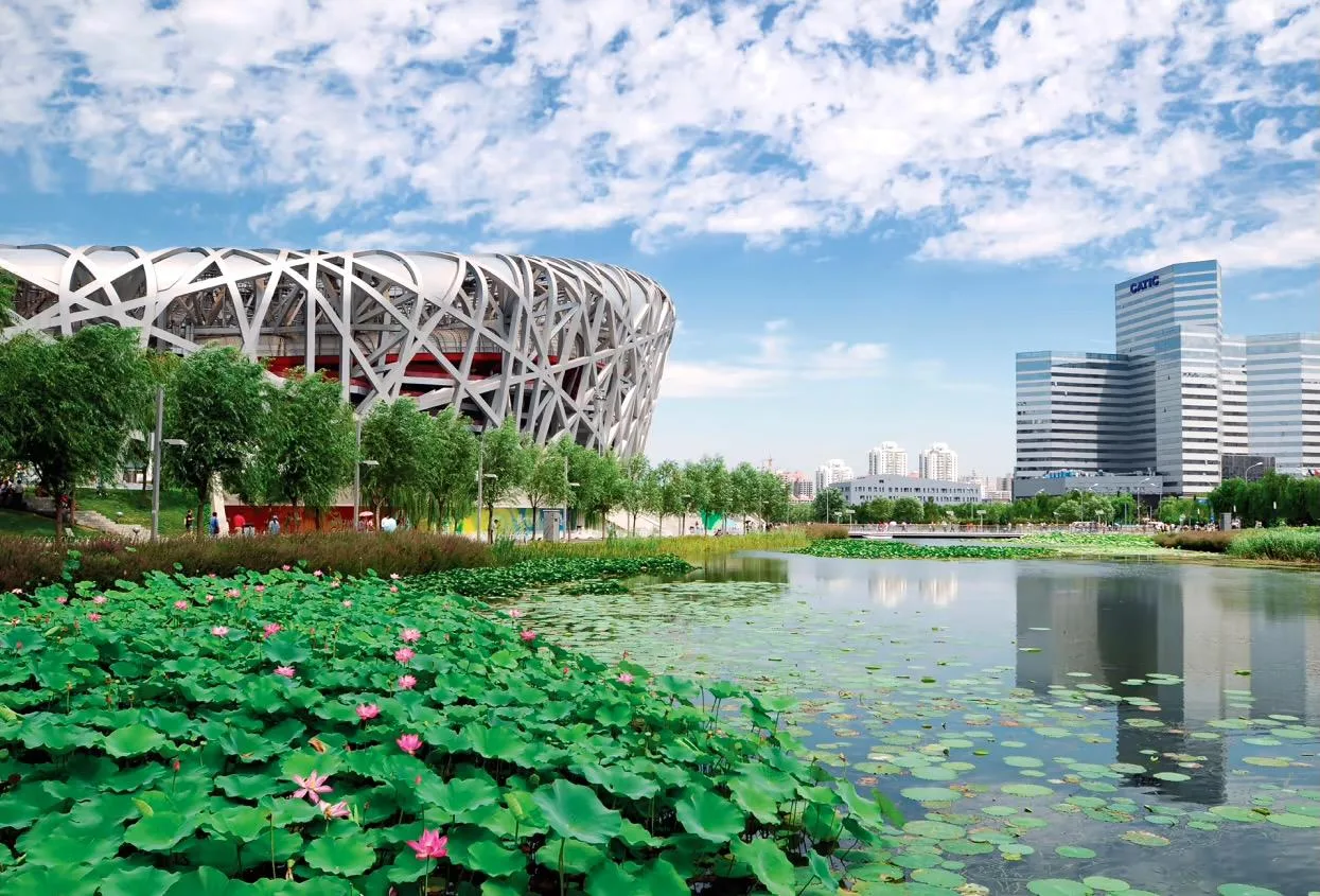 Стадион Птичье Гнездо в Пекине, Китай 🇨🇳  🔹 Птичье Гнездо - многофункциональный спортивный комплекс 