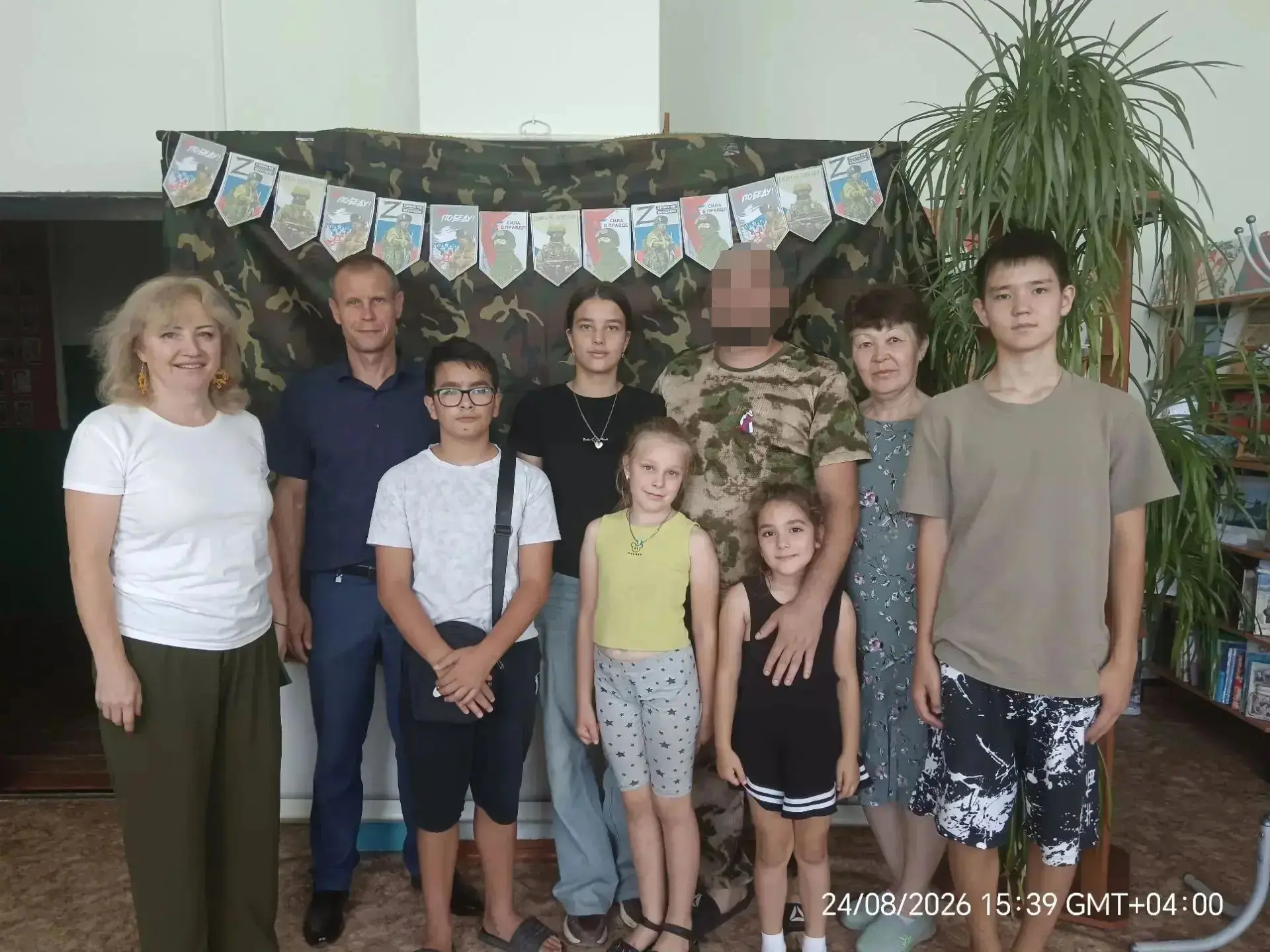 В ершовском поселке прошла теплая встреча с участником СВО Радиком Р.