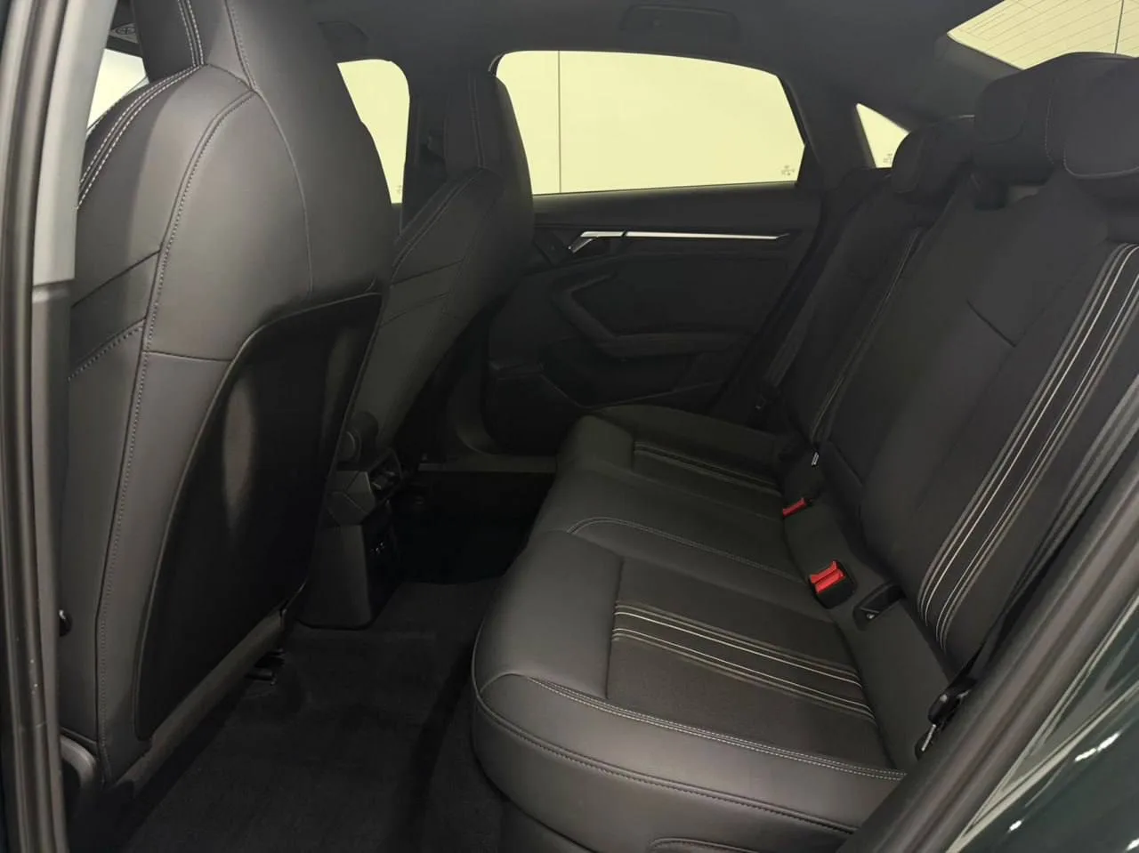 АВТОМОБИЛЬ В ПРОДАЖЕ❗️  🇨🇳AUDI A3L 2021 ГОДА🇨🇳  ● ОБЪЁМ: 1395 cc ● МОЩНОСТЬ: 150 л.с.  ● ТОПЛИВО: Бе