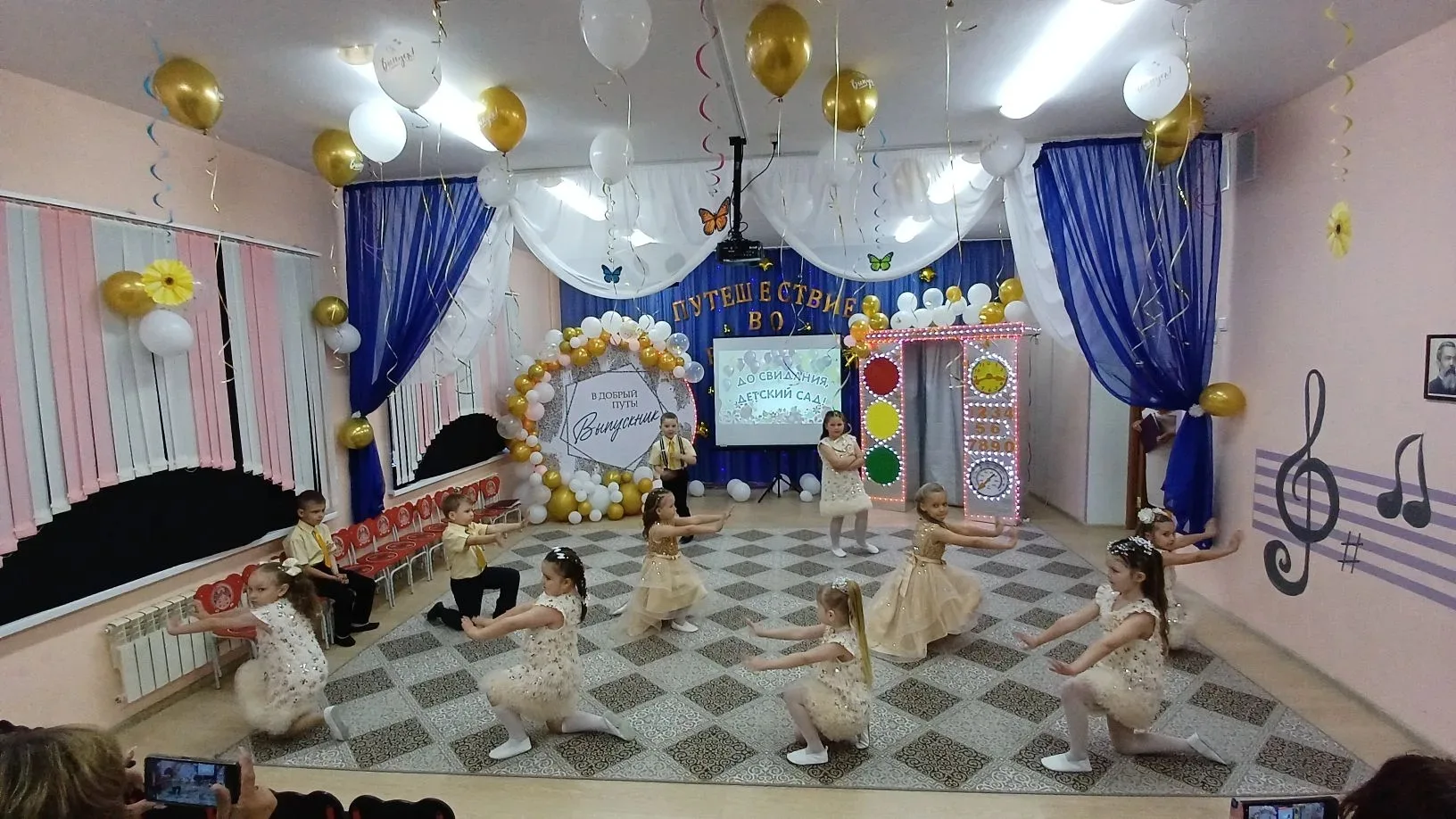 Выпускной 2026 в детском саду «Светлячок»! 🎓✨