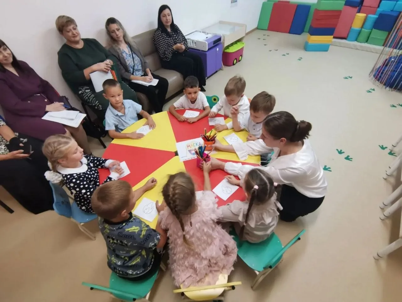 🐬В нашем детском саду,  в рамках Муниципального конкурса профессионального мастерства ...
