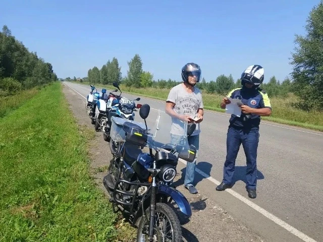🏍️🏍️ ВНИМАНИЕ!

На дорогах Курганской области несёт службу мотонаряд ДПС.

➡️ Благодаря патрулиров