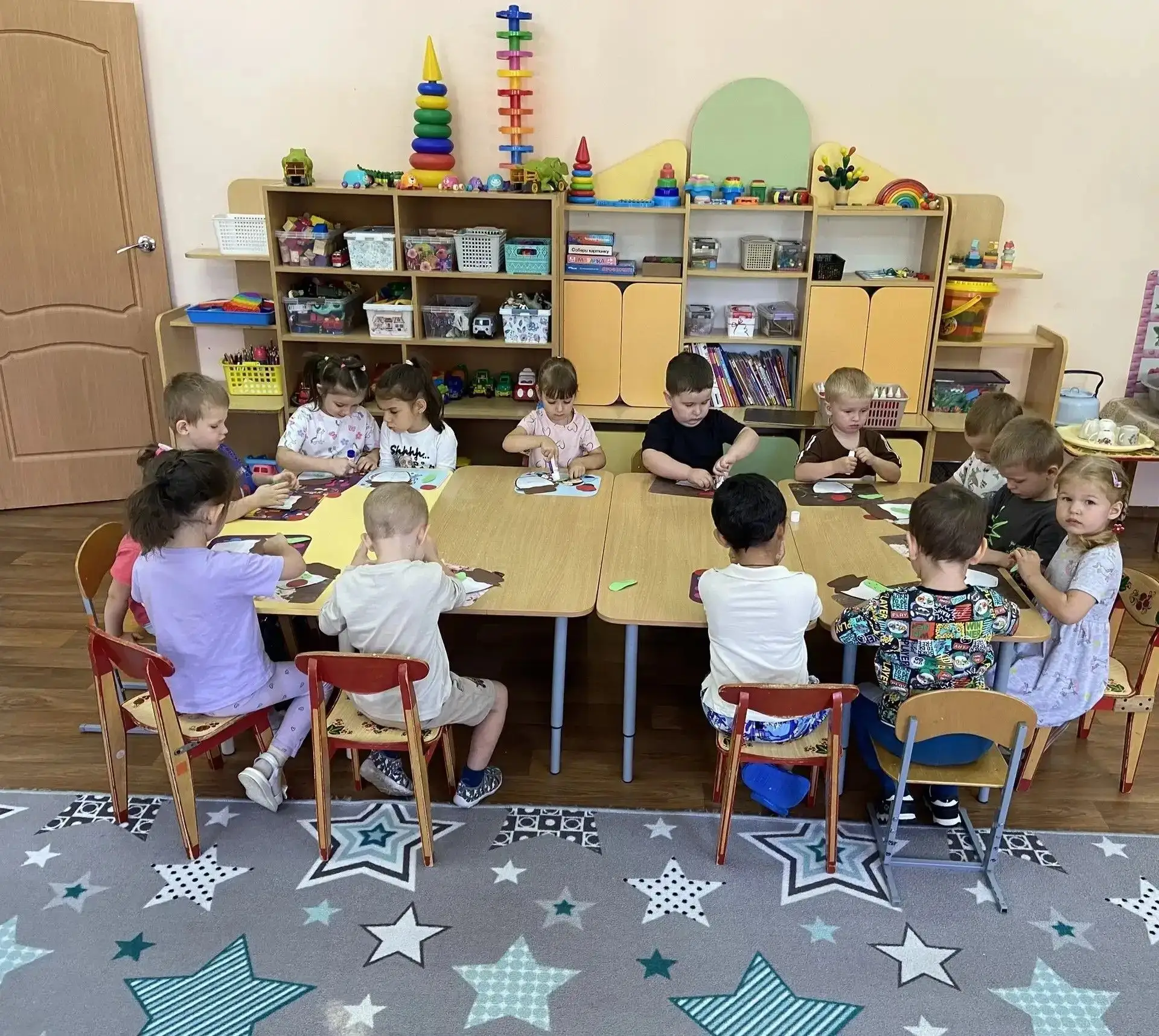 В стеклянной банке🫙🫙🫙 теснота,