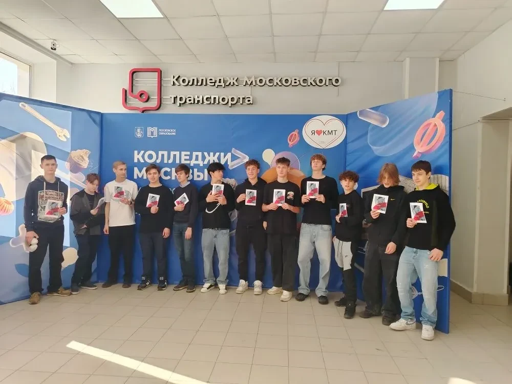 🚀 На этой неделе наши девятиклассники погрузились в мир профессий!  В рамках профориентационной рабо
