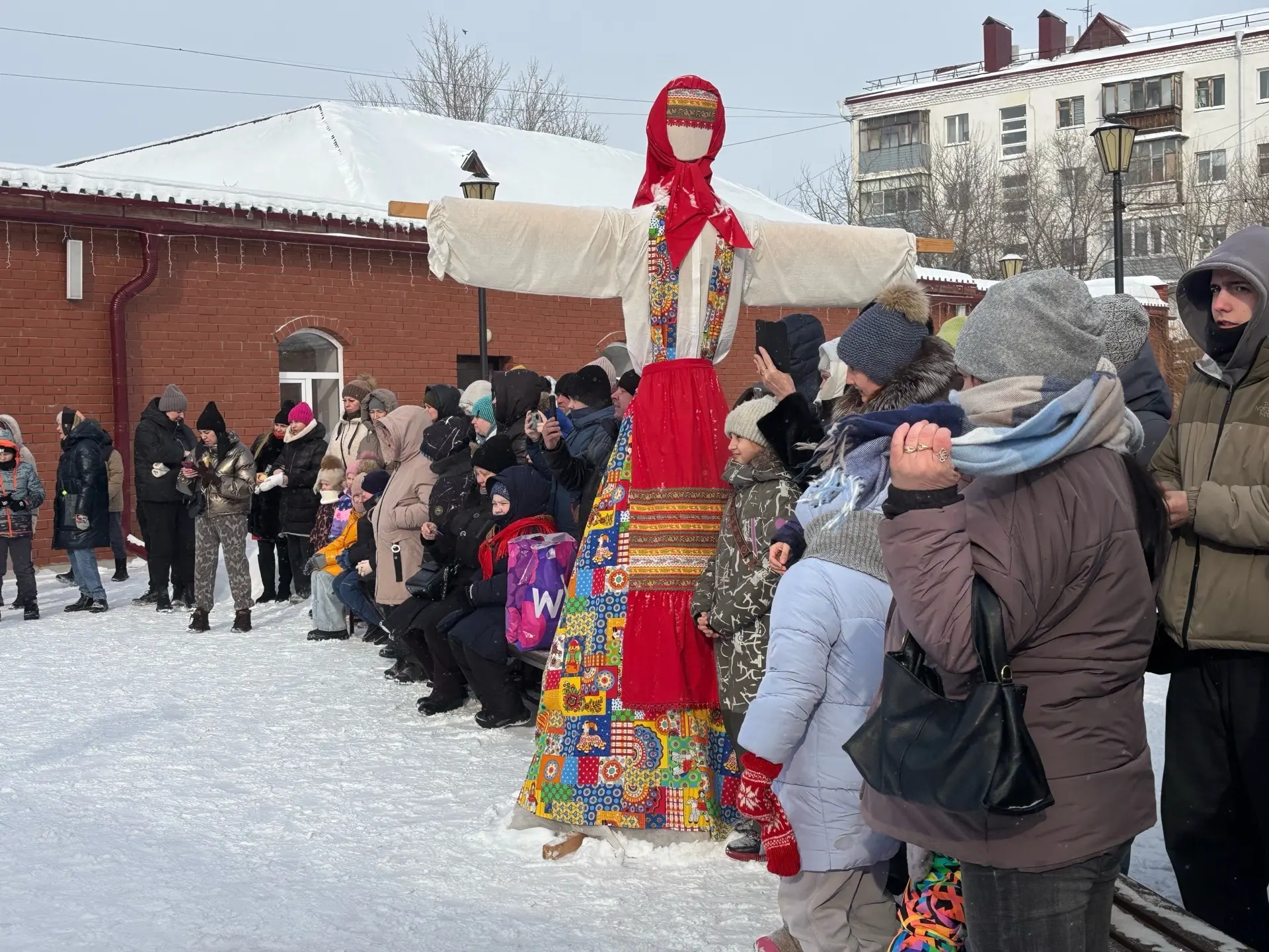 Проводы зимы в сквере Музея истории города Кургана!