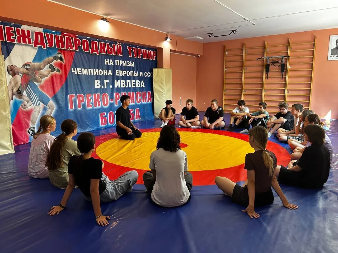 В Подольске прошёл День спорта «Энергия и здоровье» для трудовых бригад