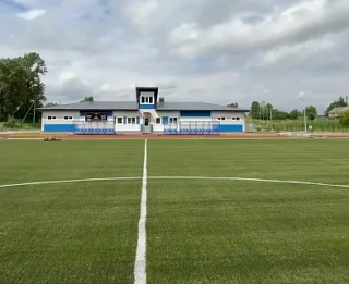 Новый стадион в Подпорожье готовят к вводу в эксплуатацию

На спортивном объекте проходят финальные 