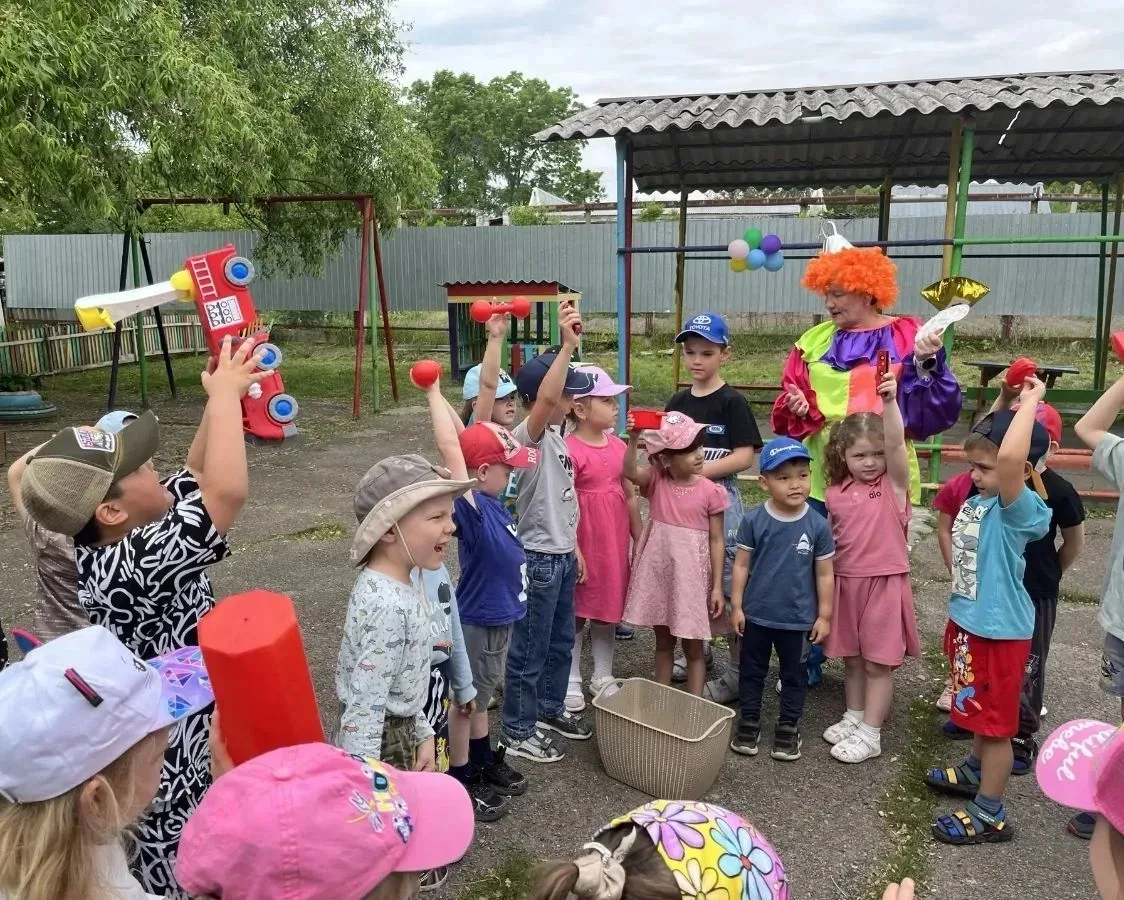 День защиты детей  ✨🎨

🌸 Сегодня в нашем детском саду царила настоящая сказка! В гости к ребятам з