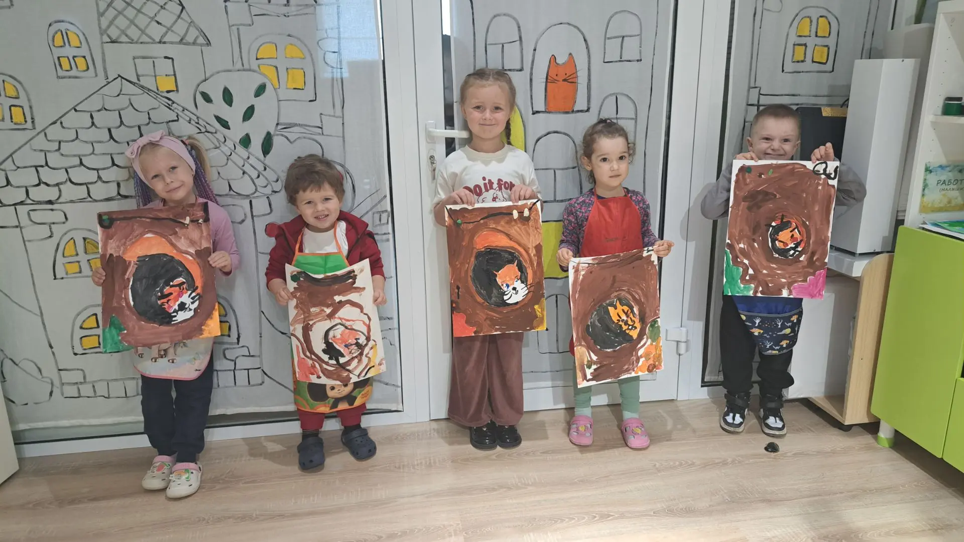 Ура, какие чудесные бельчата! 😍 Так здорово, что малыши смогли передать свою осень - в...