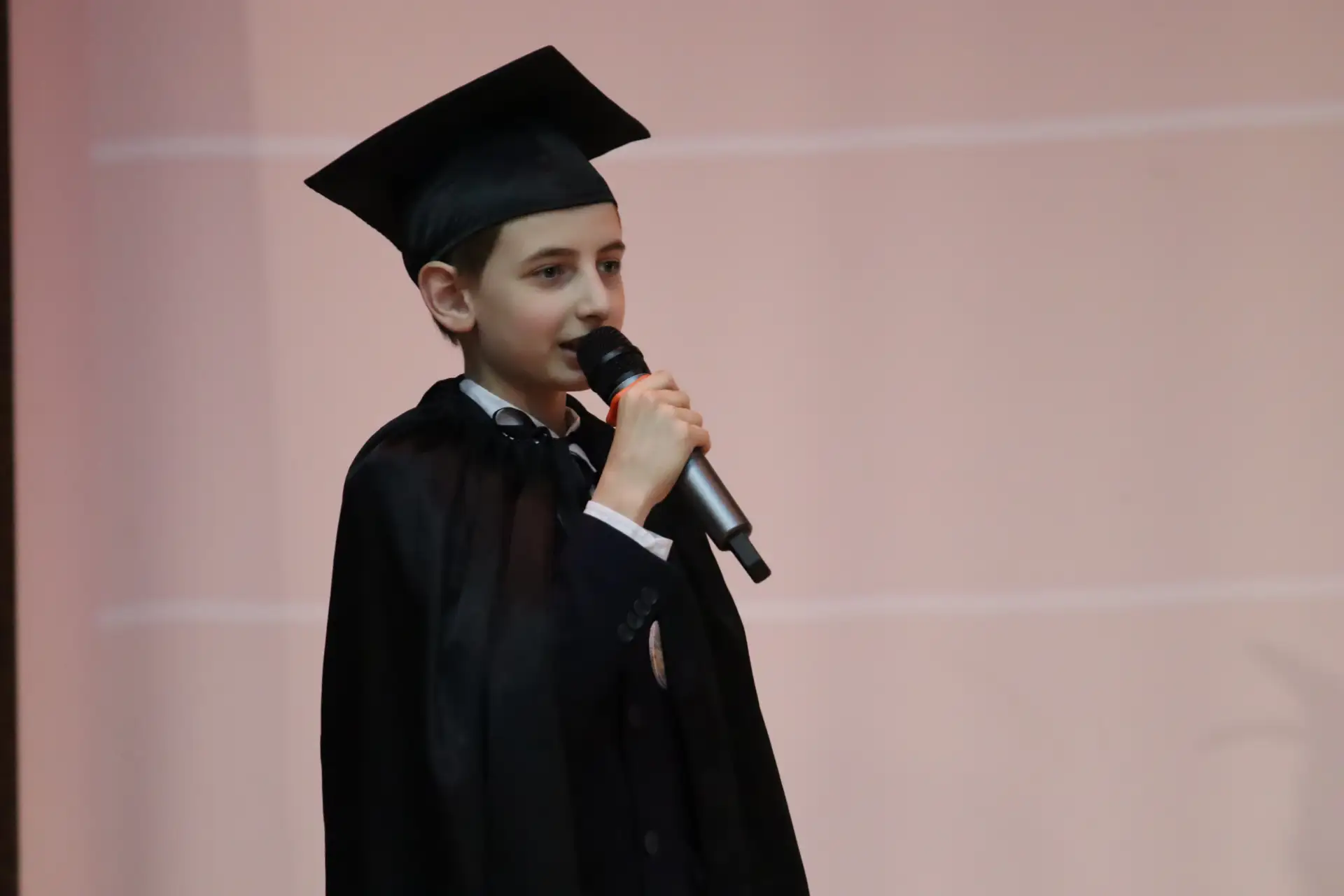 ✨ До свидания, начальная школа! ✨  🎓 В нашей школе прошли выпускные для учеников 4-х классов. Праздн