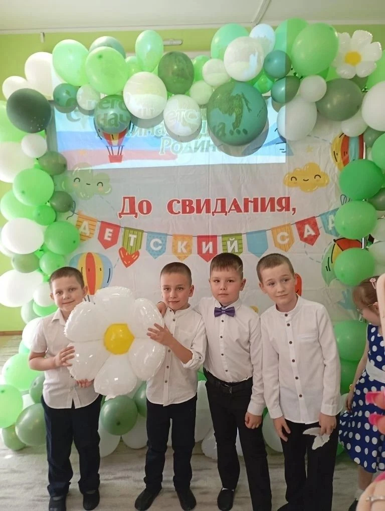 Маленькие шаги — в большую жизнь! 22.05.2026 особенный день. День, когда наши малыши делают свой пер
