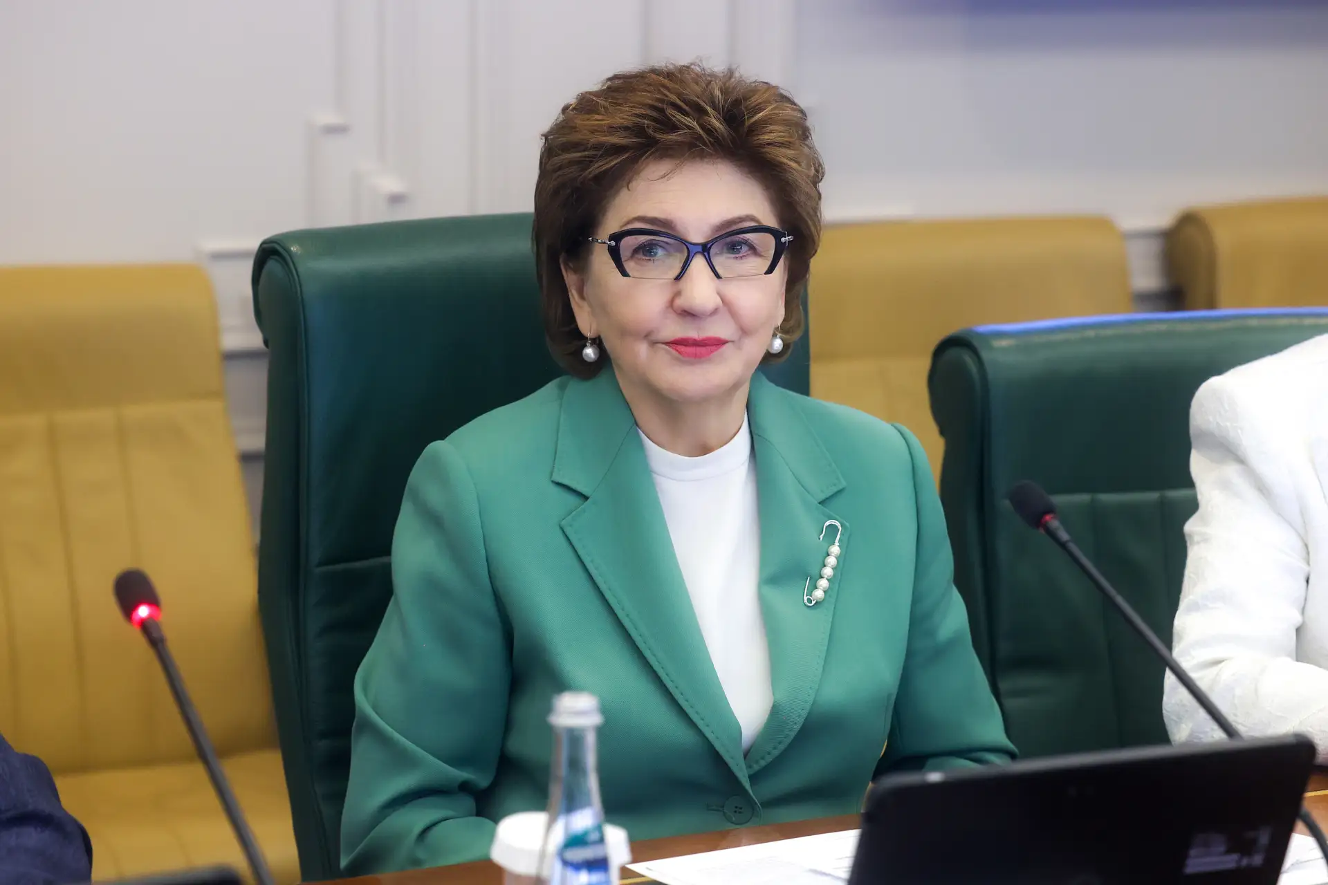 Галина Карелова: Повышение занятости женщин в промышленности в значительной мере способ...