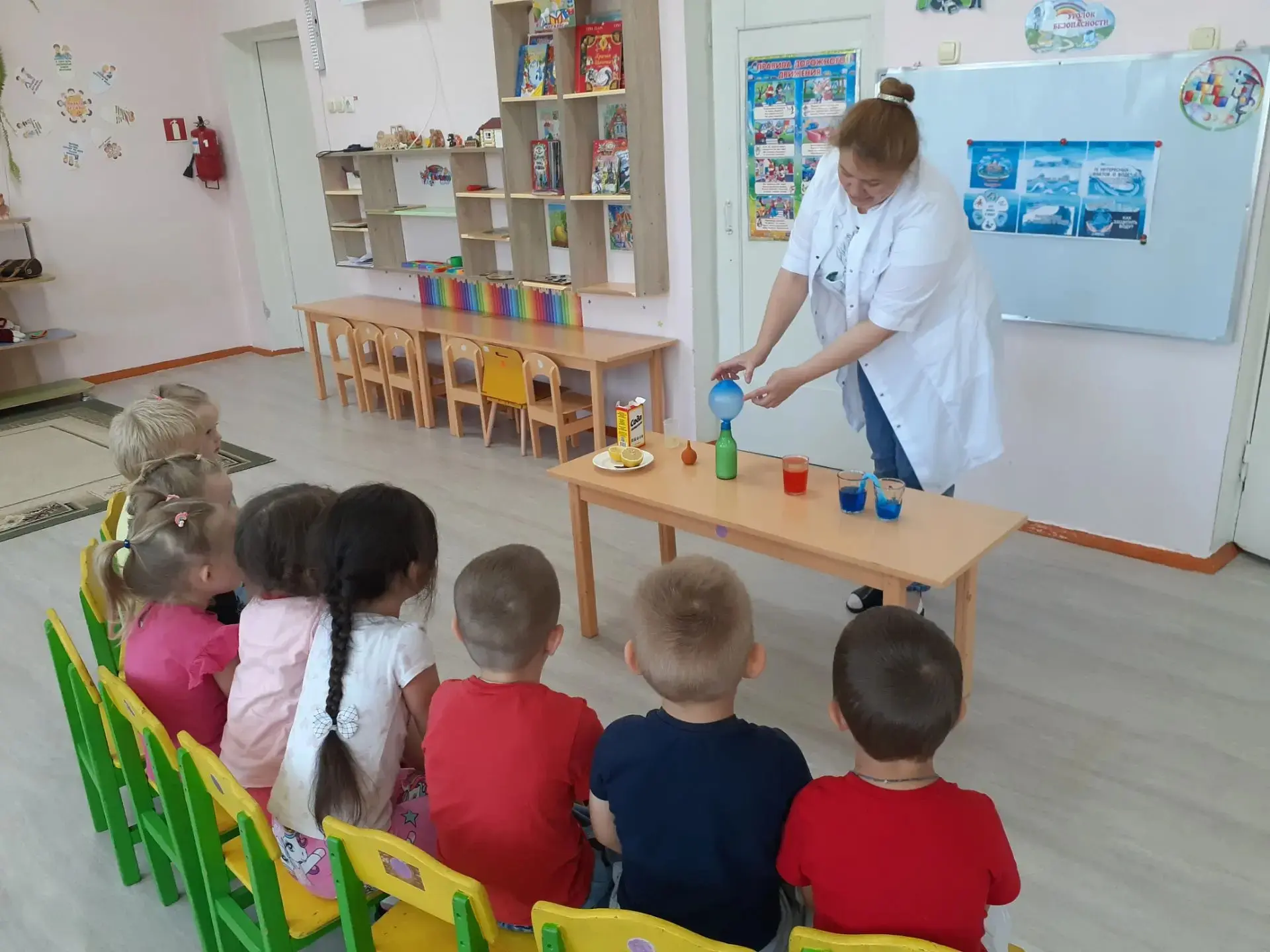 💧 17 июня — День круговорота воды в природе!
♦️Сегодня с воспитанниками провели занятие «Вода. Круг