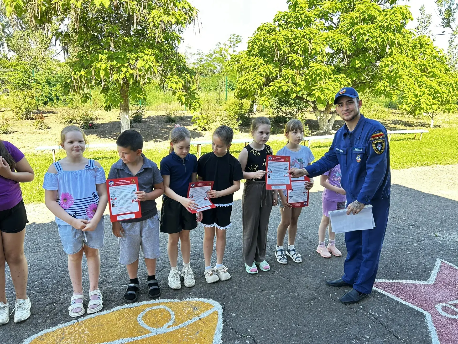 8 июня «Орленок мастер»⁣ Утро началось с зарядки на свежем воздухе под веселую ритмичную музыку. Мин