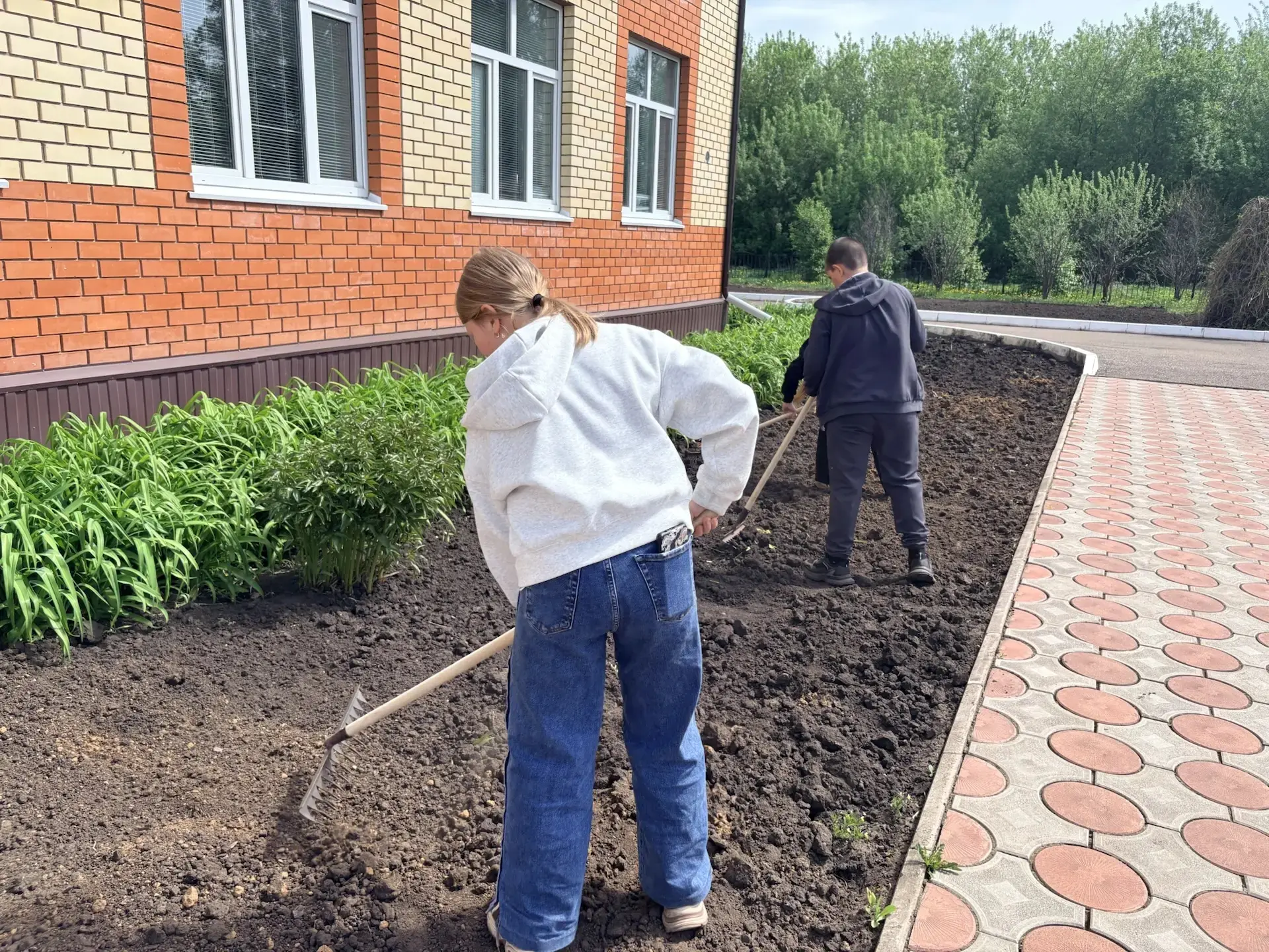 Делаем нашу школу уютнее! 🌿