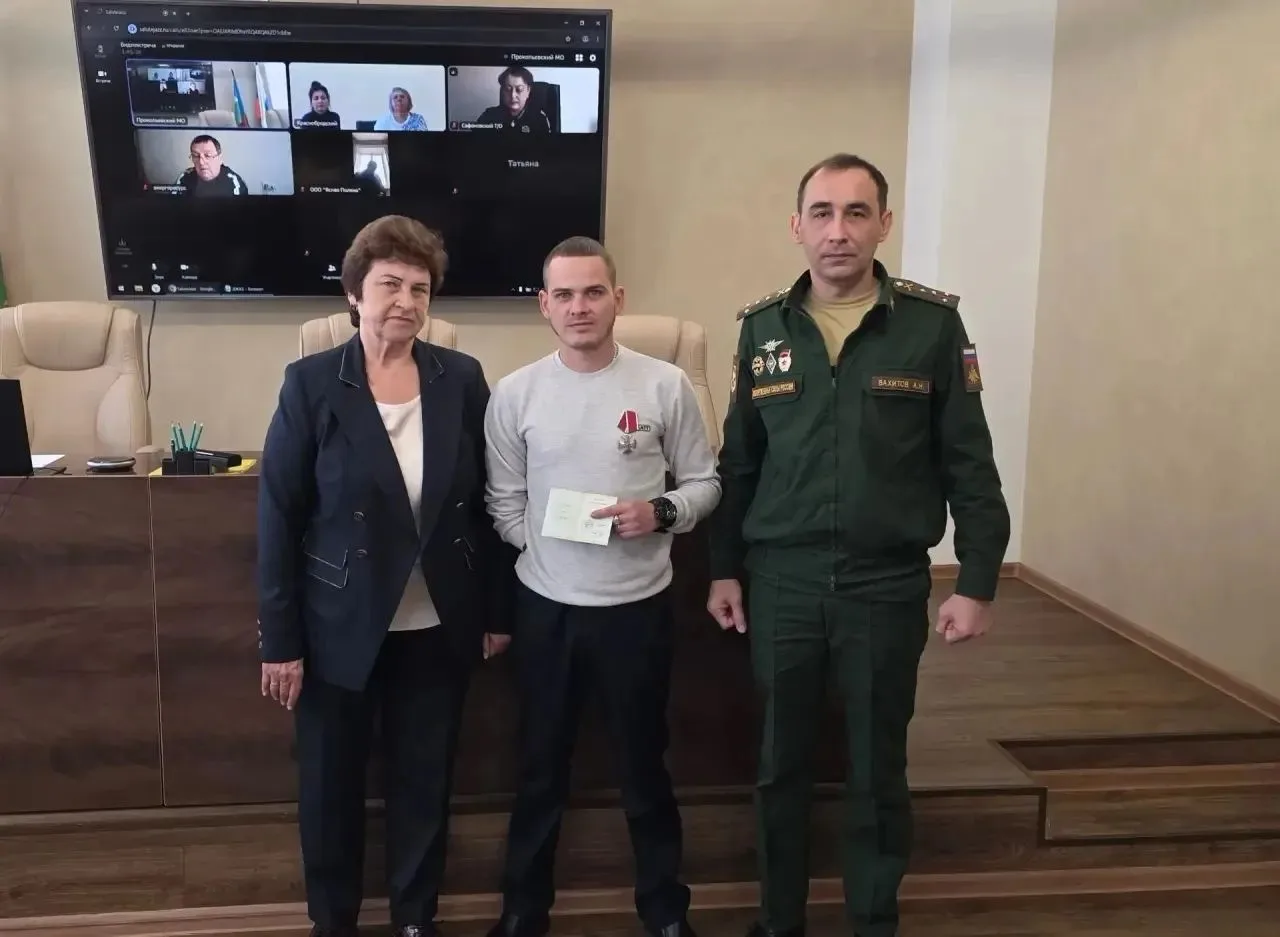 Совместно с военным комиссаром г. Прокопьевска и Прокопьевского района Азатом Наильевич...