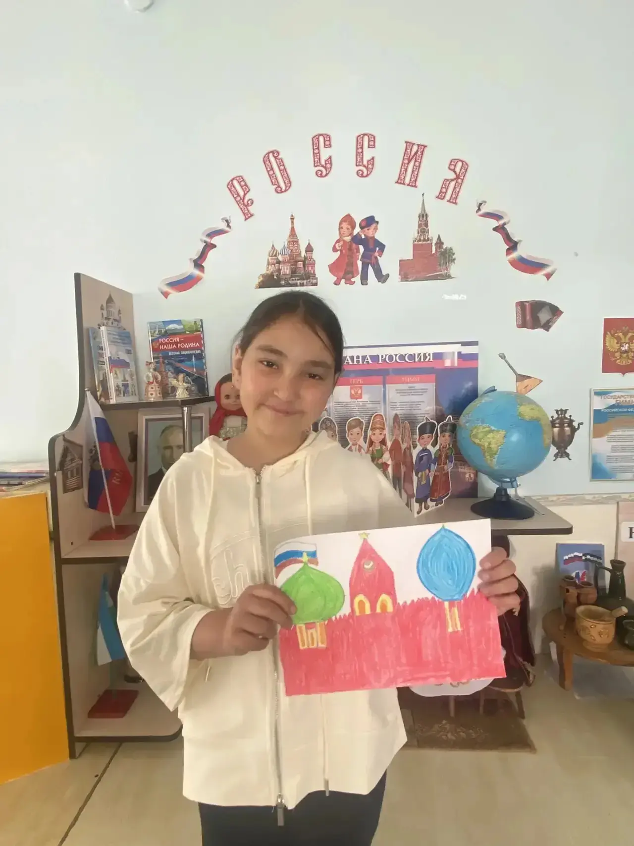 12 июня в нашей стране ежегодно отмечается государственный праздник - День России 🇷🇺
День России с