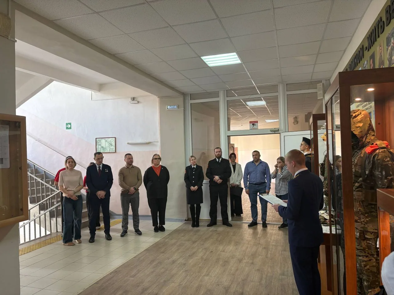 В Новороссийском профессиональном техникуме состоялась встреча с Героем России Артёмом ...