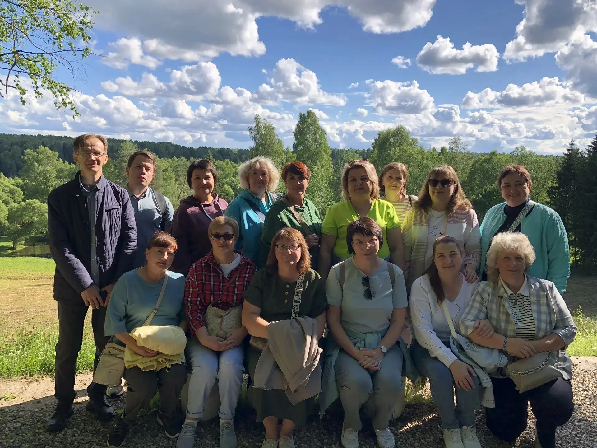 🔊Педагоги школы №17 прикоснулись к истокам русской культуры в поездке по Волге🔊
🔥Коллектив учител