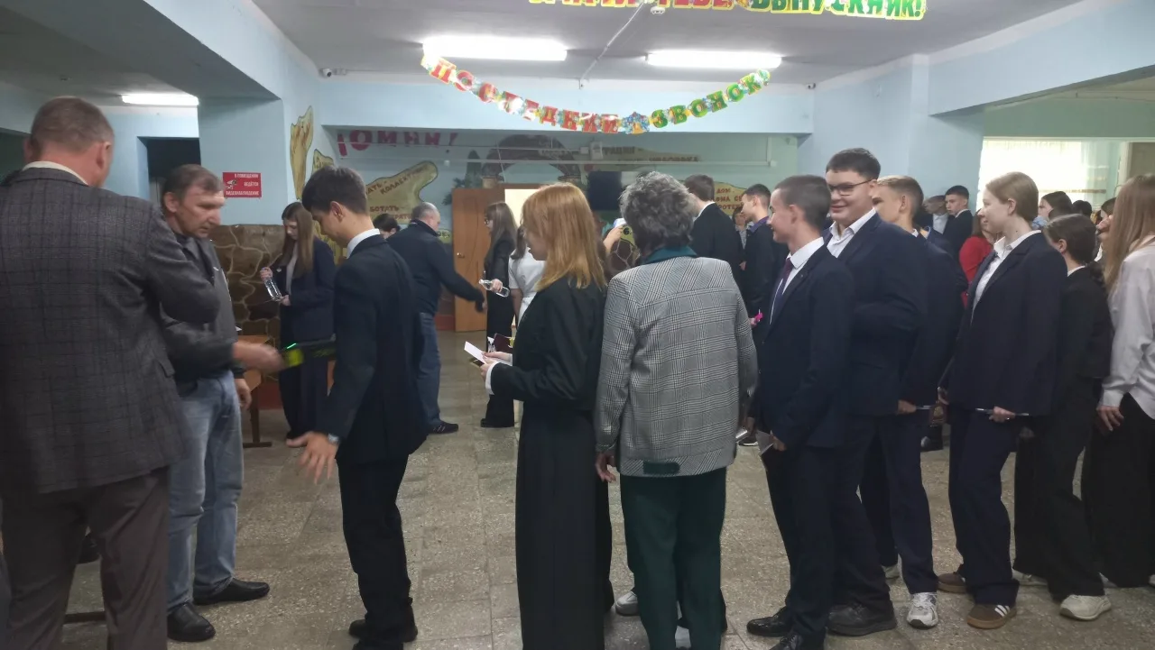 ❗Более сотни выпускников 9-х классов Радищевского района уже прошли первое испытание ос...