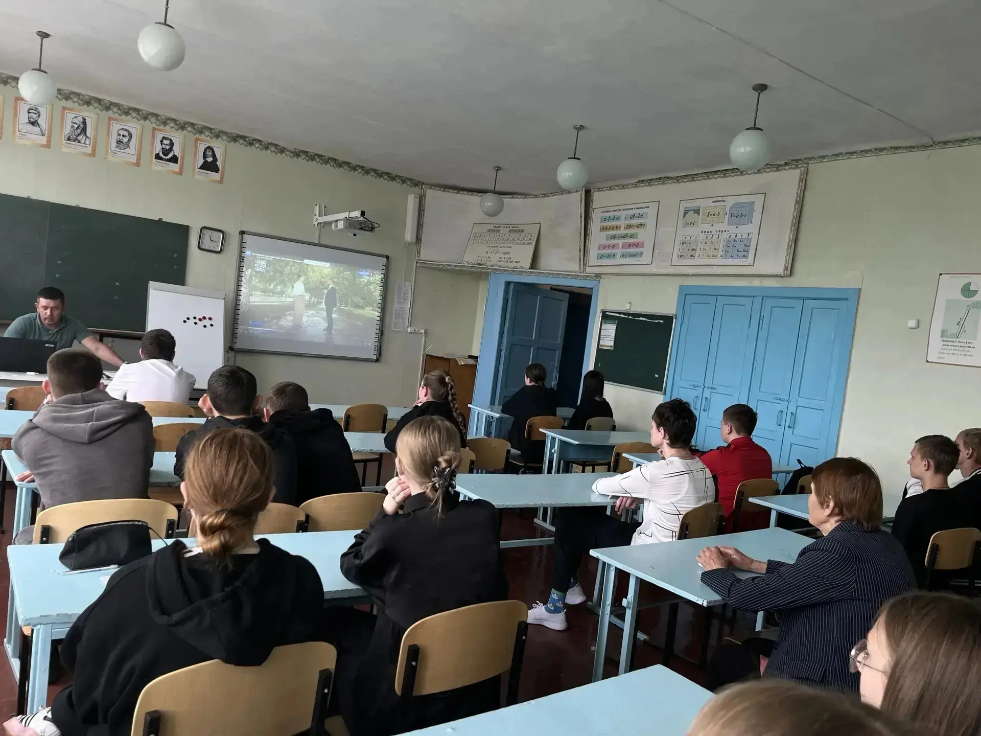 🗓 Профориентационная встреча в Новороссошанской СШ: взгляд в будущее!