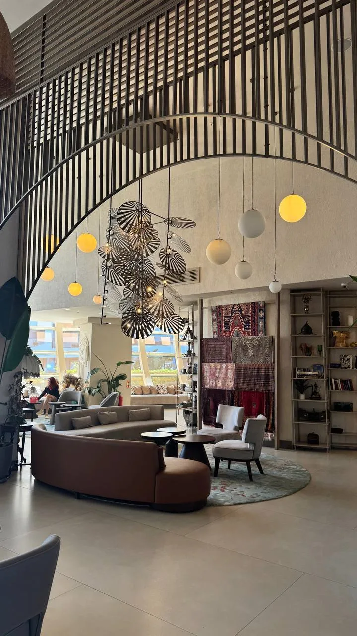 Сегодня про еще один качественный отель в Турции 👌

⭐️LIU Resort 5★ 

🌌 Яркий, стильный отель с ак