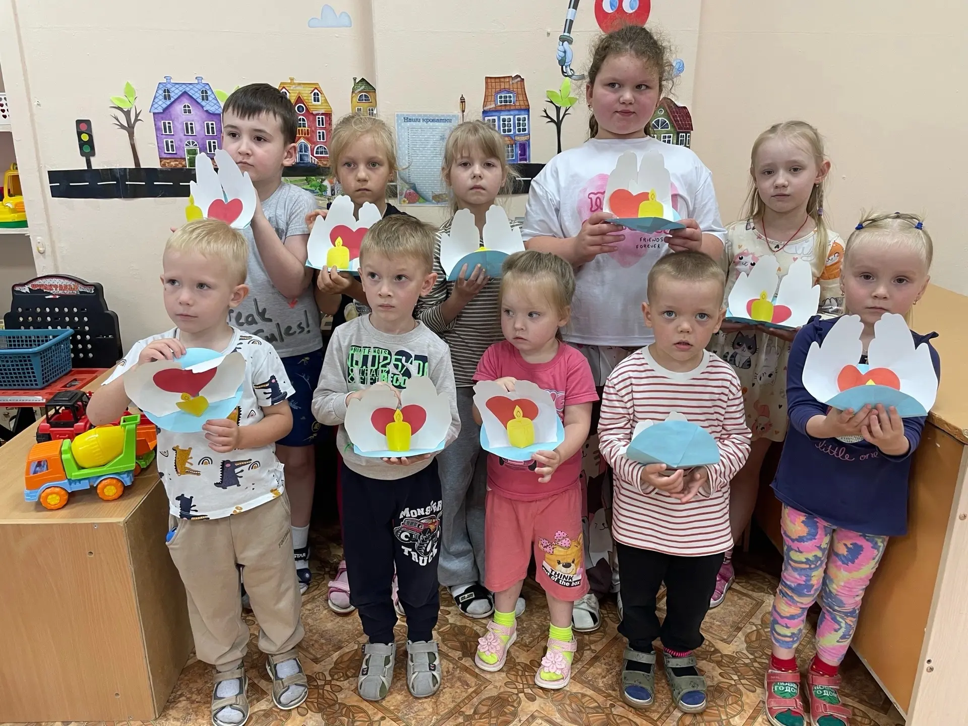 🕯️22 июня — День памяти и скорби.

В 31 и 33 группах прошло занятие, посвящённое этой трагической д