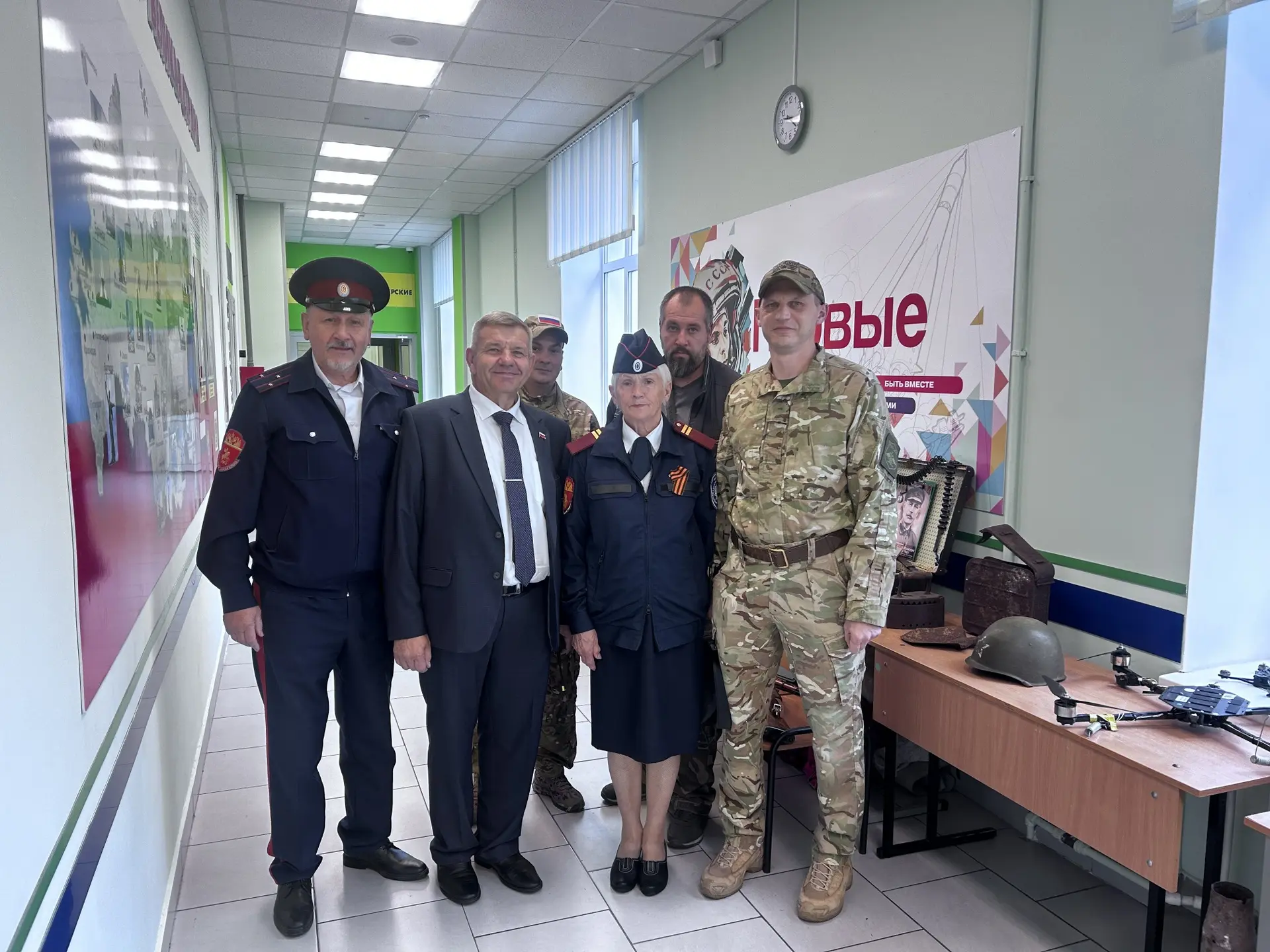 Сегодня в нашей школе прошел праздник первого звонка, ознаменовавший начало нового учеб...