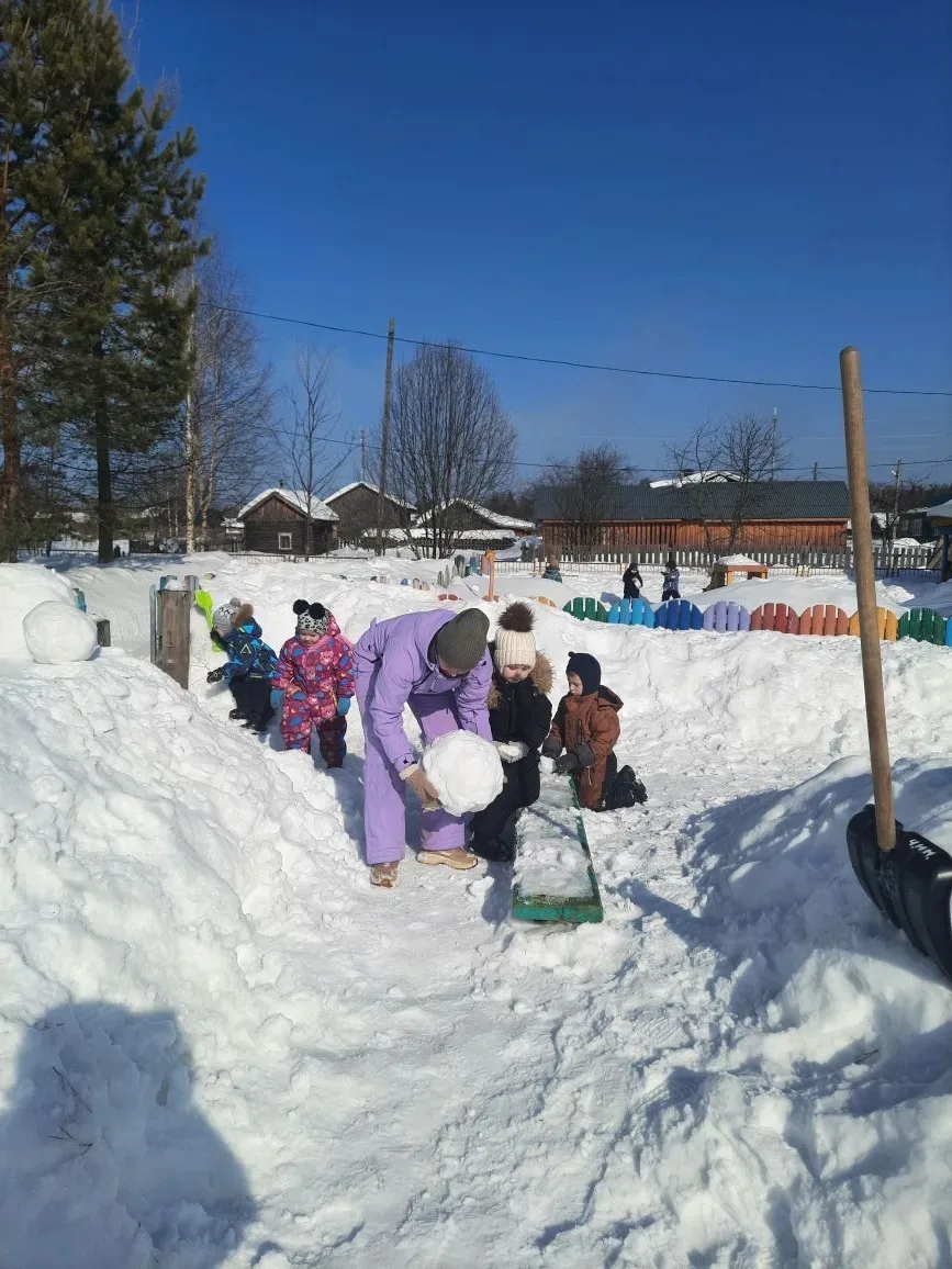 ⛄️Во дворе гуляли мы
