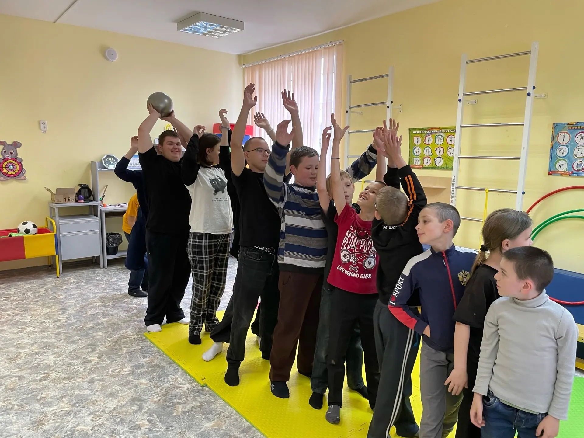 27.05.2026 года в  ЛОГАУ «Бокситогорский КЦСОН» на отделении несовершеннолетних и   сем...