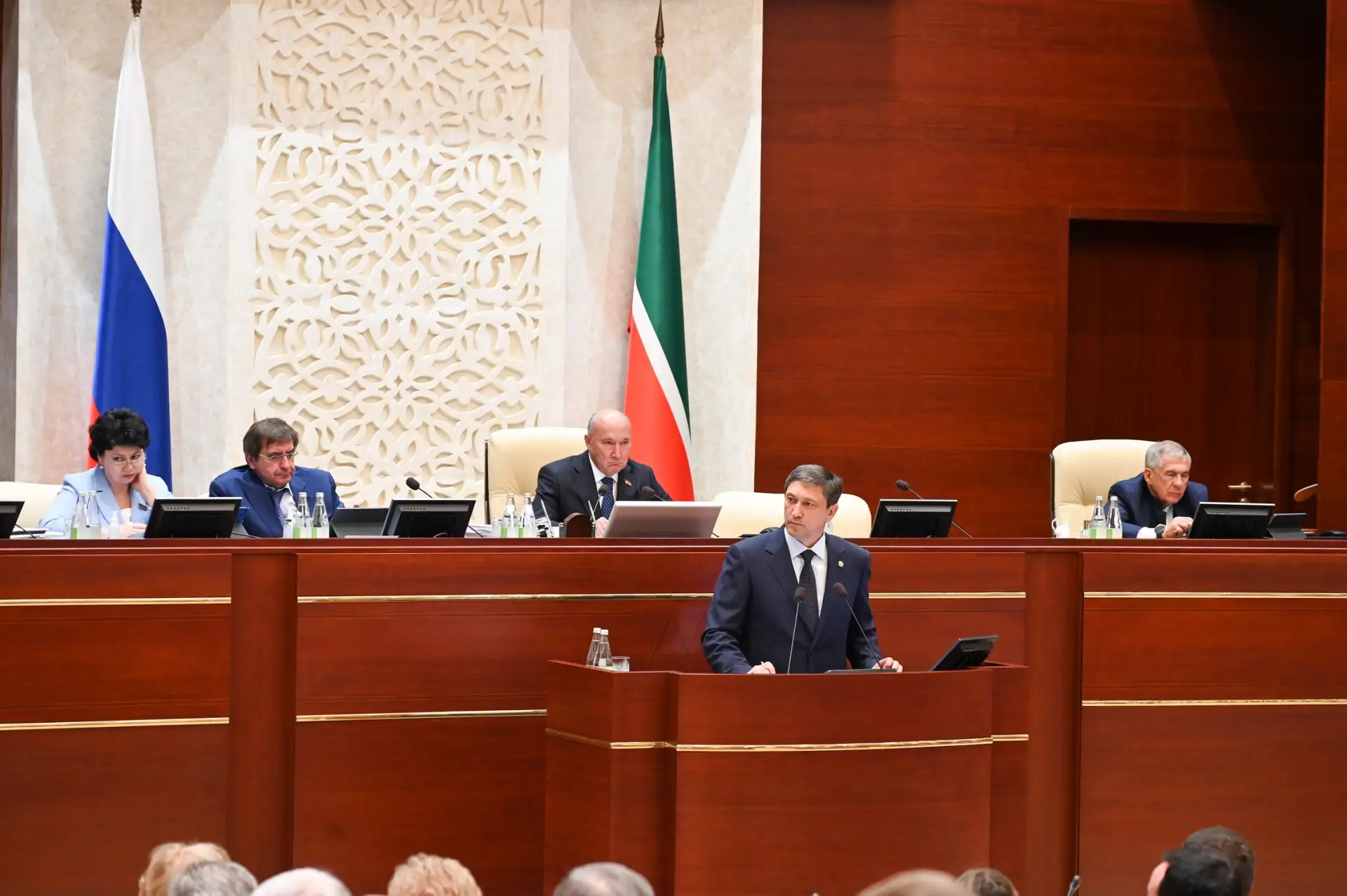 📜 Принят законопроект об исполнении бюджета республики за 2025 год