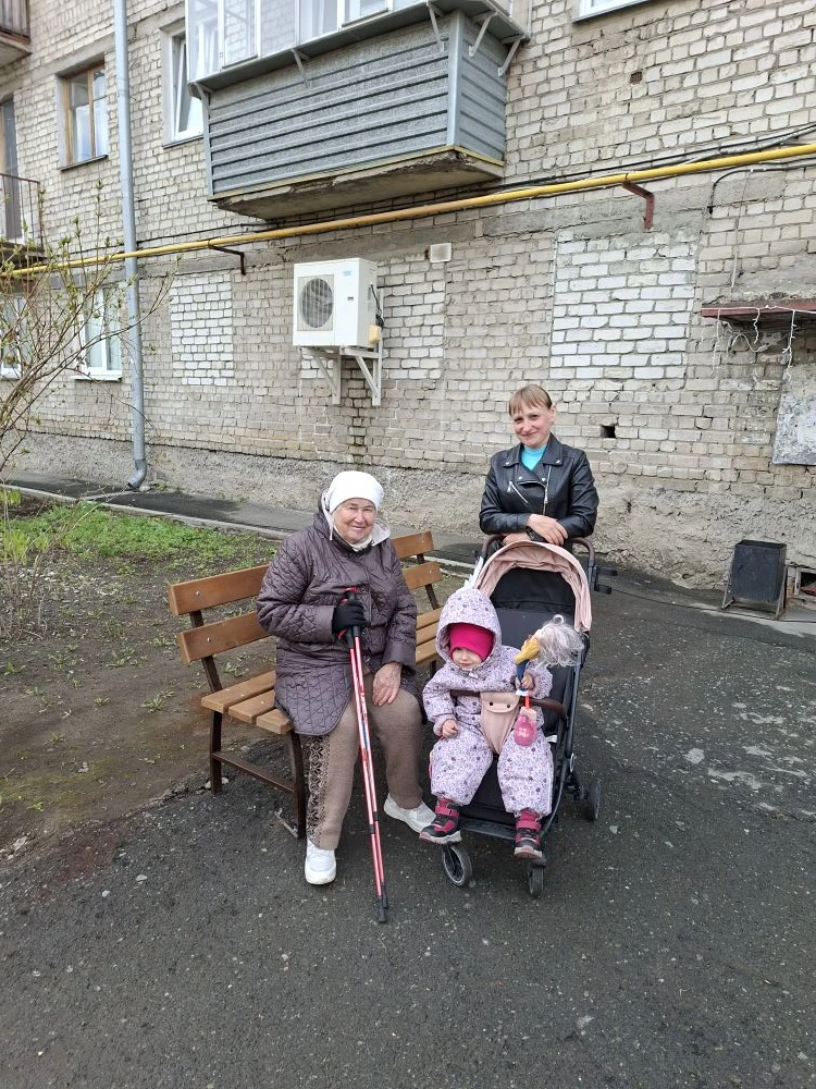 Сегодня по адресу Кирова, 84 стало еще комфортнее. Мы установили новые лавочки, и они уже прошли «те