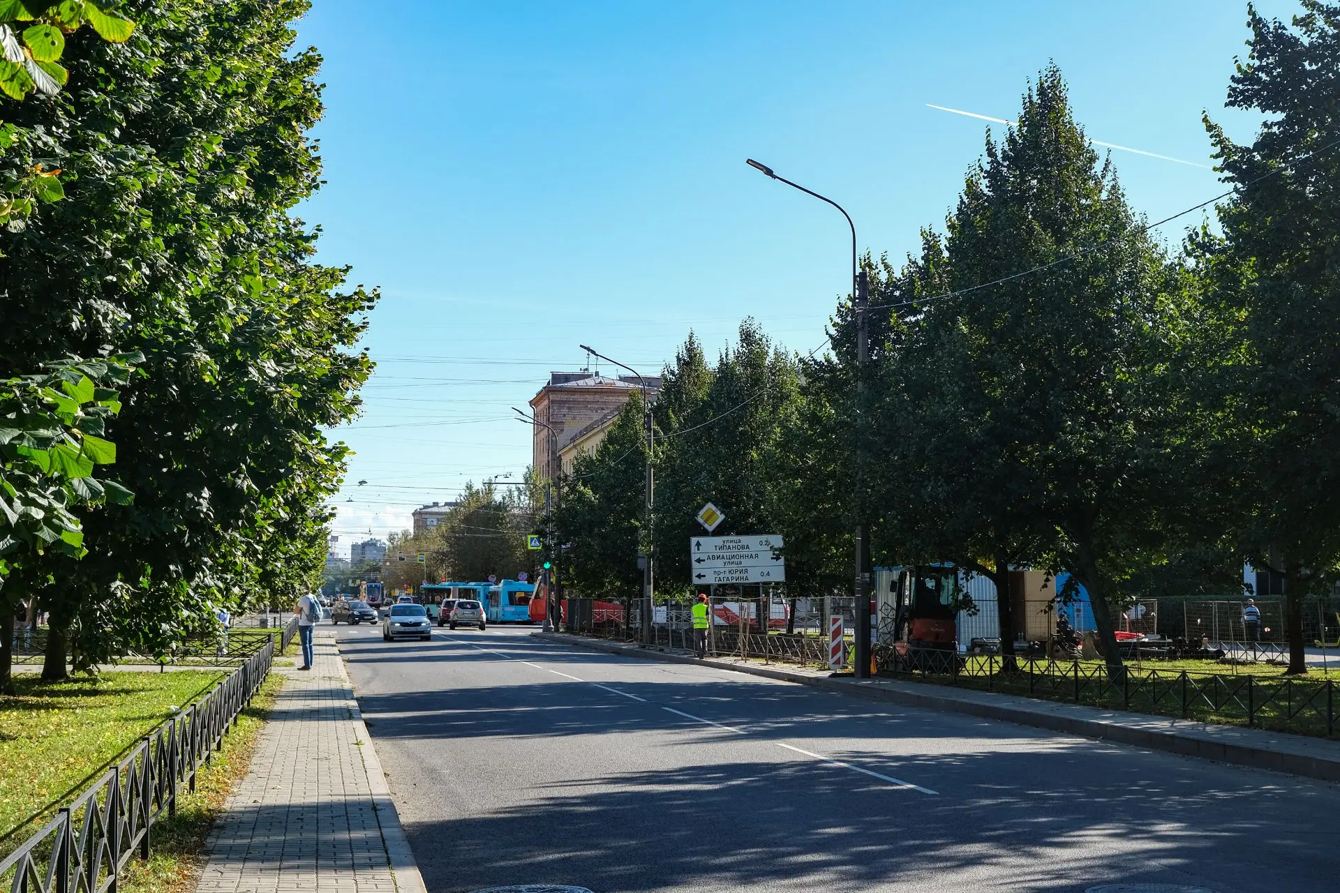 Завершается реконструкция освещения на улице Ленсовета