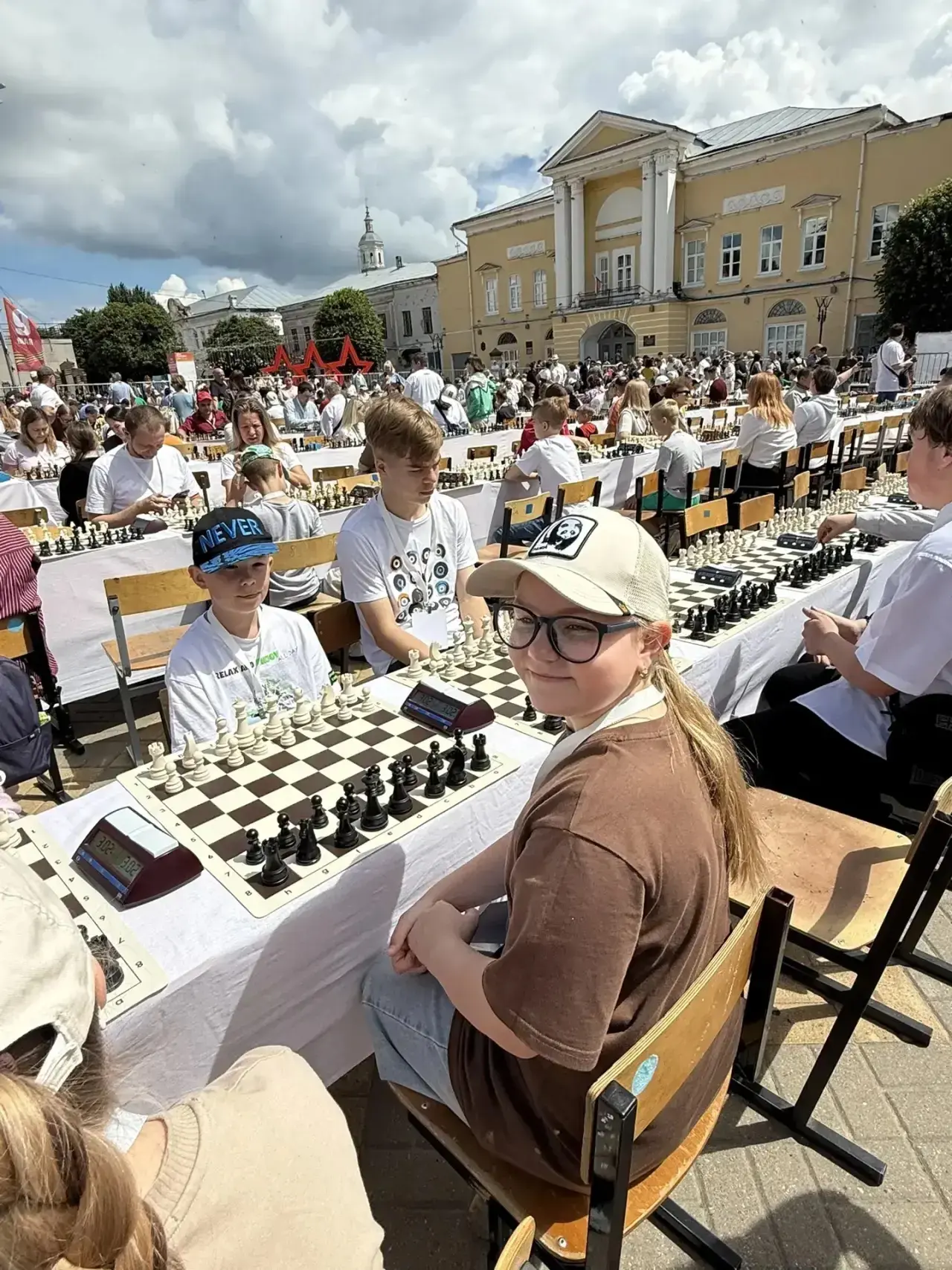 🔥♟️В Ельце устанавливают рекорд России по одновременной игре в шахматы!

⚡️23 обучающихся нашей шко