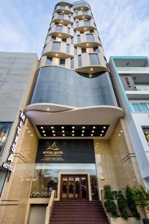 Вьетнам, Дананг 
54 000 р. на 10 дней с 25 июня 2026
Отель: Mitisa Hotel 4*
Подробнее: https://nae