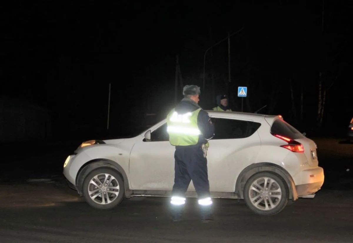Пьяная компания из Грязей в 4 утра поехала в Липецк и попала к инспекторам ГАИ
https://newslipetsk.r