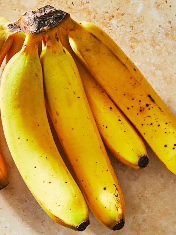 ПОЛЬЗА БАНАНОВ 
 
🍌Бананы помогают бороться с депрессией. В них много триптофана - вещества, из кот