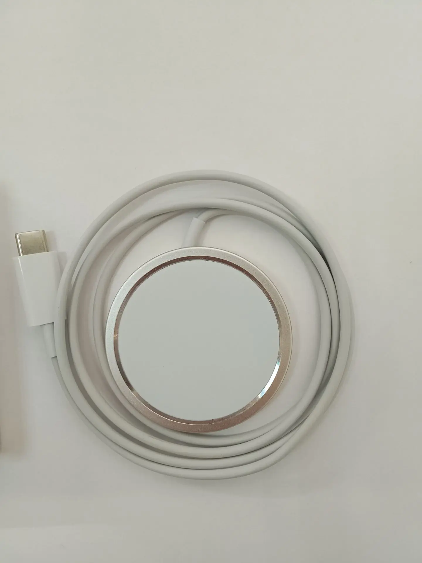 ⚡Беспроводное зарядное устройство Magnetic MagSafe