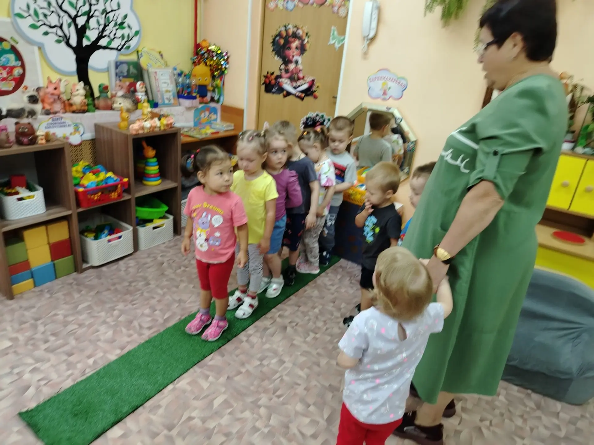 Детство - самая счастливая пора в жизни человека. Развлечения духовно обогащают ребёнка...
