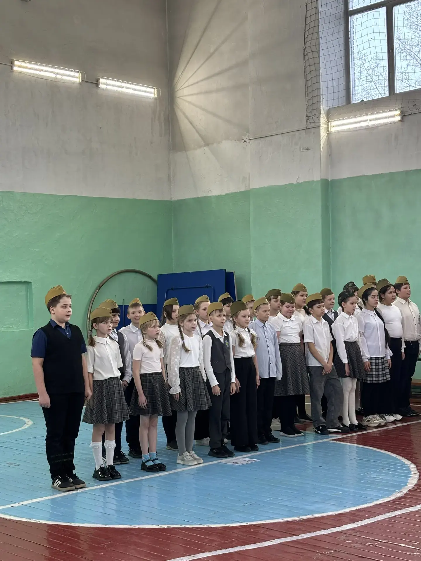 🌟 В нашей школе прошел второй день конкурса смотра и песни 2026! 🎶👏 17февраля   учащиеся 4-х и 6-х к
