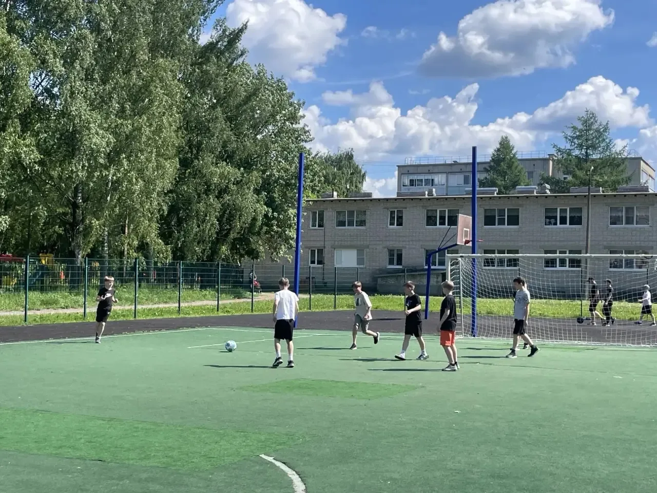 В рамках Месячника антинаркотической направленности и популяризации ЗОЖ, проводимого на территории Л