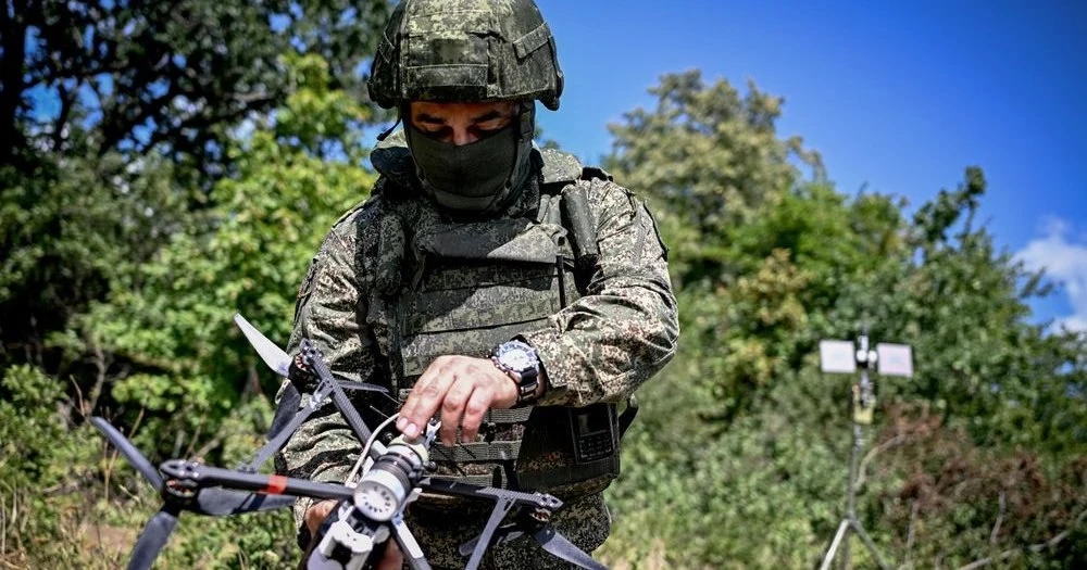 ❗️Подразделения группировки «Север» уничтожили склад и технику ВСУ в окружении на север...