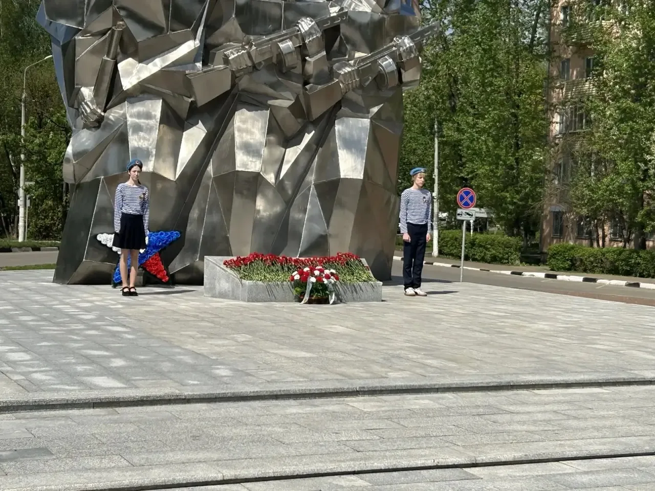 День четвёртый: Наследники, замрите! Вахта у двух высот памяти 🇷🇺 Продолжается марафон «Наследники П