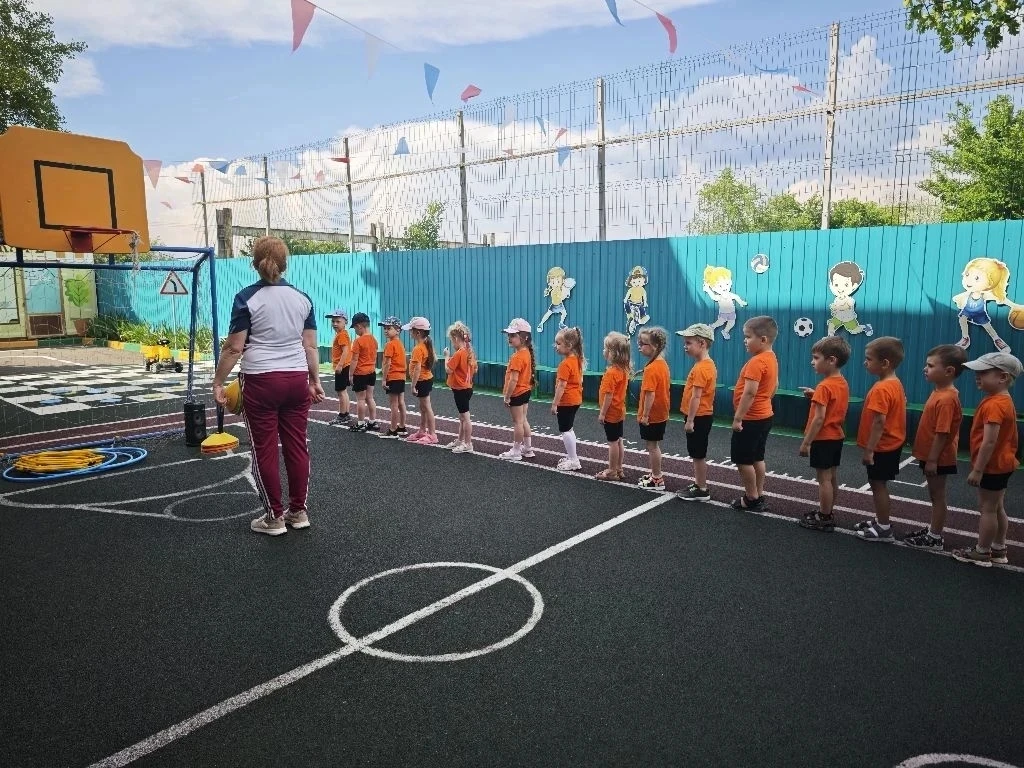 🎈Дополнительная образовательная деятельность "Здравушка" в группе "Ягодки"🎈

✅Арена спортивных сос